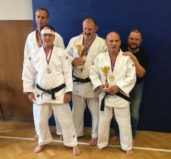 MČR MASTERS_2019 .jpg